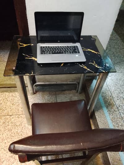 computer table