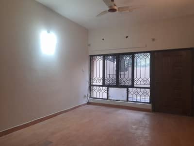 2100 Square Feet House For sale Is Available In G-8/2