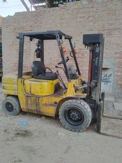 Fork lifter catapiler 3 ton