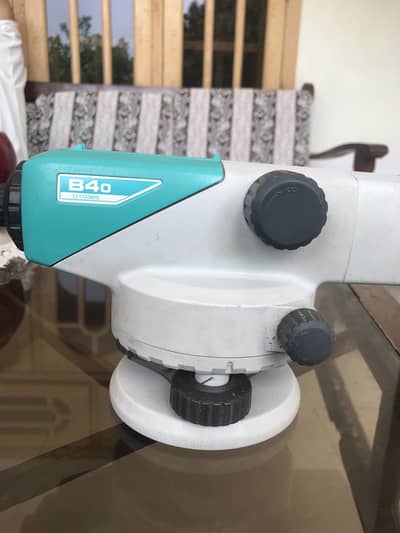 Survay Road level machine