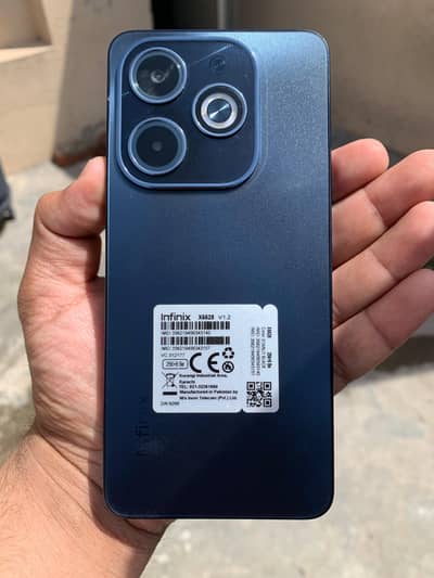 Infinix Hot 40i - 16GB RAM (8+8) / 256GB ROM - 8/10 Condition