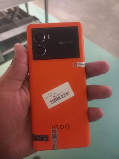 i qoo 9 pro 12/256 10/ by 10 Snapdragon 8.1 gaming 120 fbs