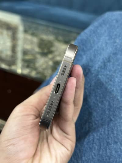 Iphone 16 pro max factory unblock 256gb