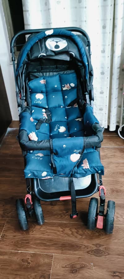 Baby Pram in Excellent Condition – Like New
