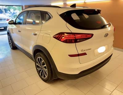 Hyndai Tucson 2023 like new smoth drive total genuine