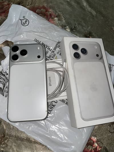 17 pro max Silver JV