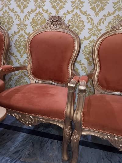 Premium wooden Chairs & Table  / like New Condition