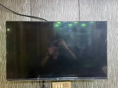 TCL 32 inch LCD