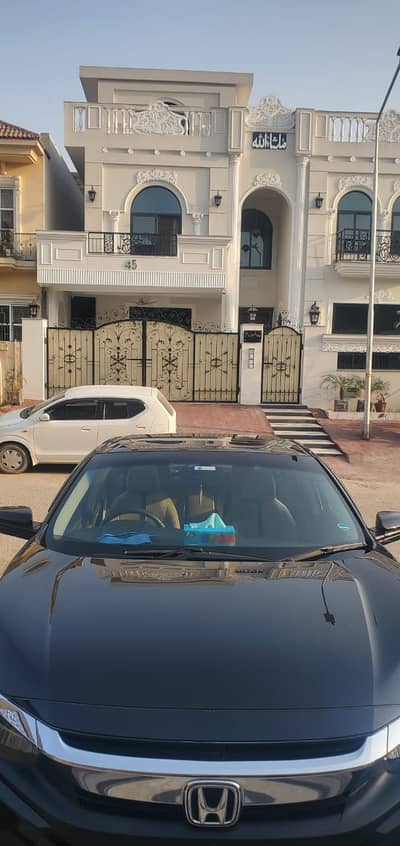 Honda Civic Oriel 1.8 i-VTEC CVT 2021