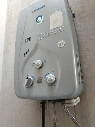 Natural instant geyser