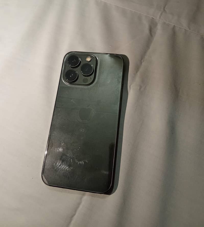 iPhone 13 Pro Graphite 1
