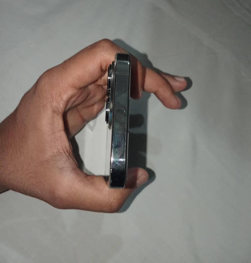 iPhone 13 Pro Graphite 4