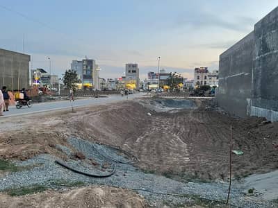 12.64 Marla Corner Hot Location Plot For Sale In Tulip Extension Block Park View City Lahore