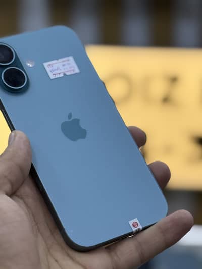 Apple Iphone 16 128GB Factory Locked