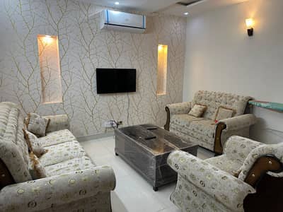 Full 10 Marla Furnished Upper Portion Available (Lower Locked) In Janiper Block Bahria Town Lahore