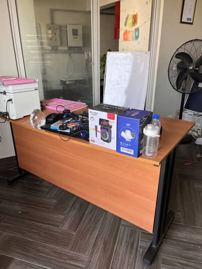 Office table with 2 chairs