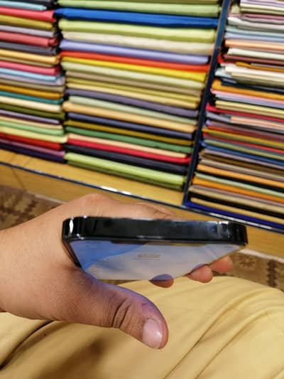 glass ruf use secrach urgent sale only cash not exchange03091148865