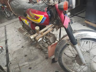 Honda CD 70 2003
