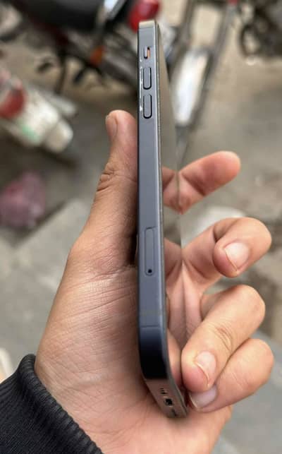 Iphone 12 water pack