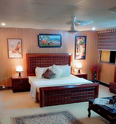 Fair-Priced 500 Square Feet Flat Available In E-11