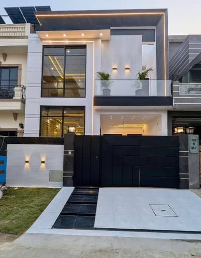 5 Marla Ultra-Modern House for Sale