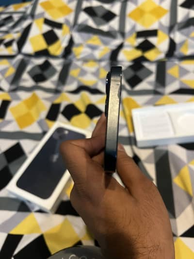 Iphone 13 128GB with box dual Phisical