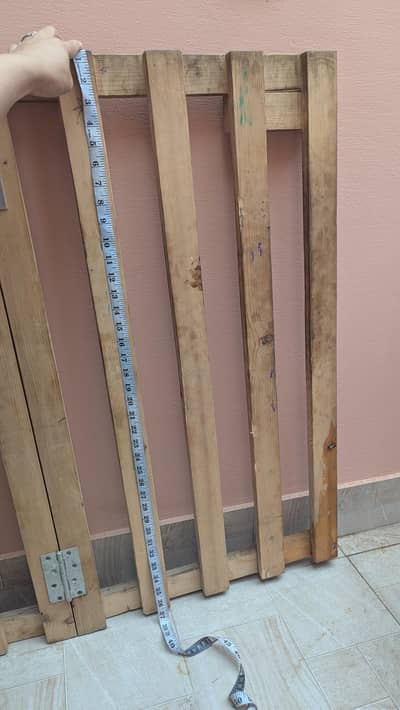 baby barrier gate wooden