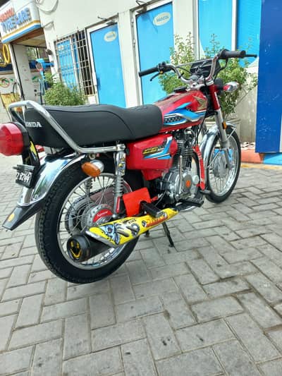 Honda CG125 2024  03333033927