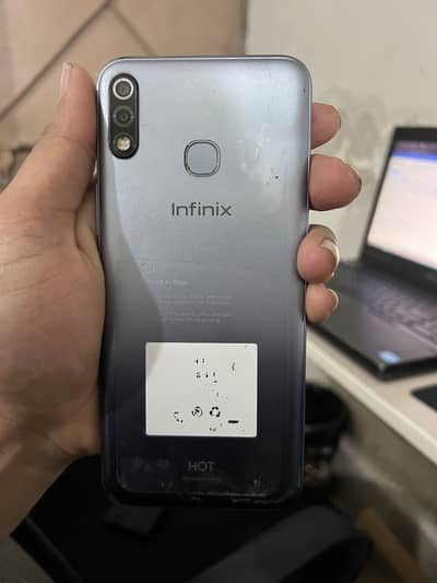 Infinix hot 8lite