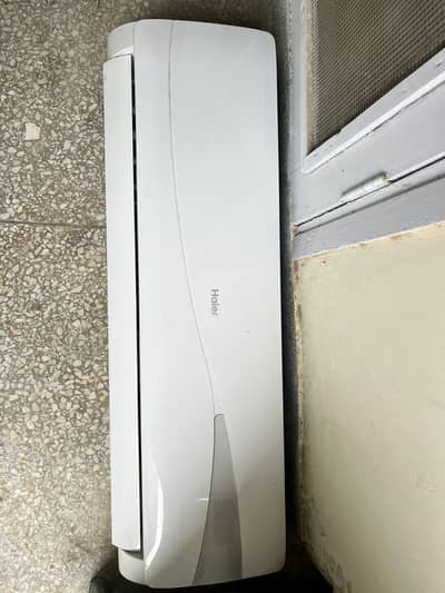 JUST LIKE NEW HAIER 1.5 TON AC