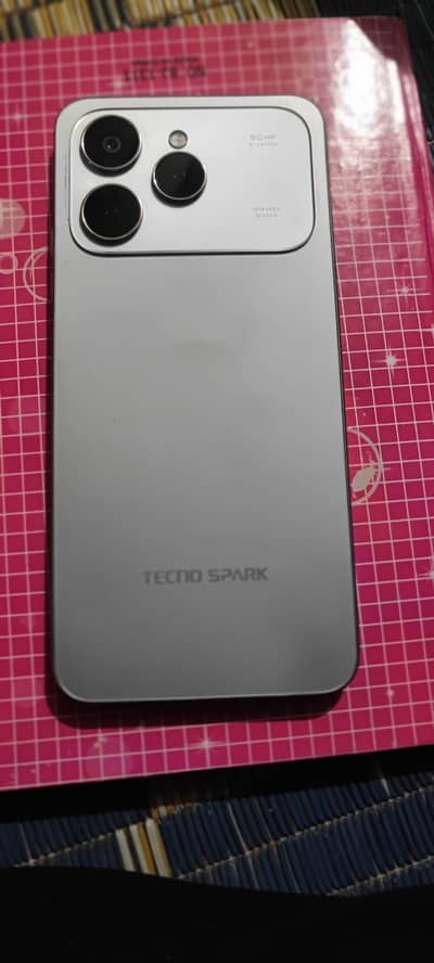 Tecno Spark 40