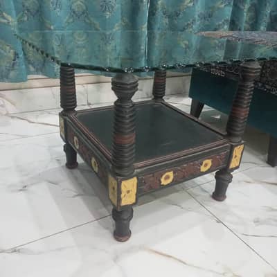 sofa chairs with table