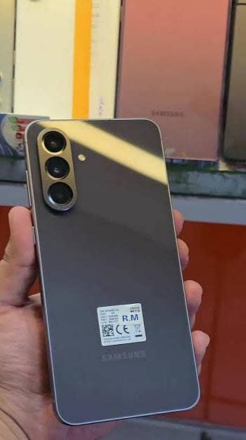 Samsung A56 5G    12/256