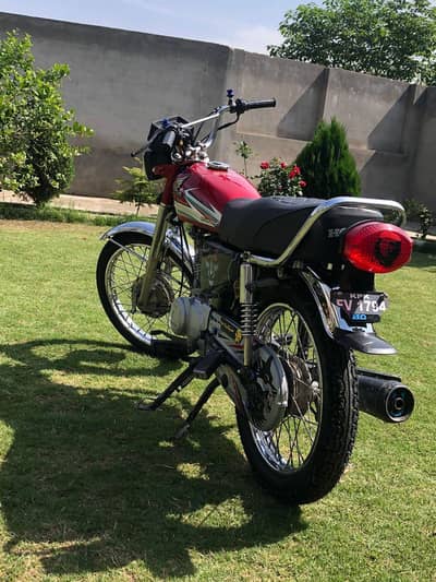 honda 125 good condition red colour every thing is ok