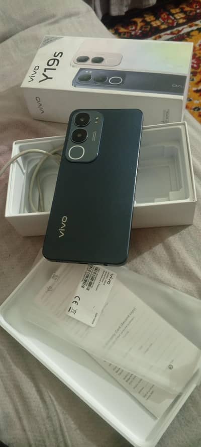 vivo Y19s