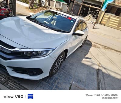 Honda civic VTI oreal. full option. UG. Red meter. model 2018/2019.