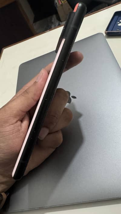 Pixel 6 128GB in lush Condition.