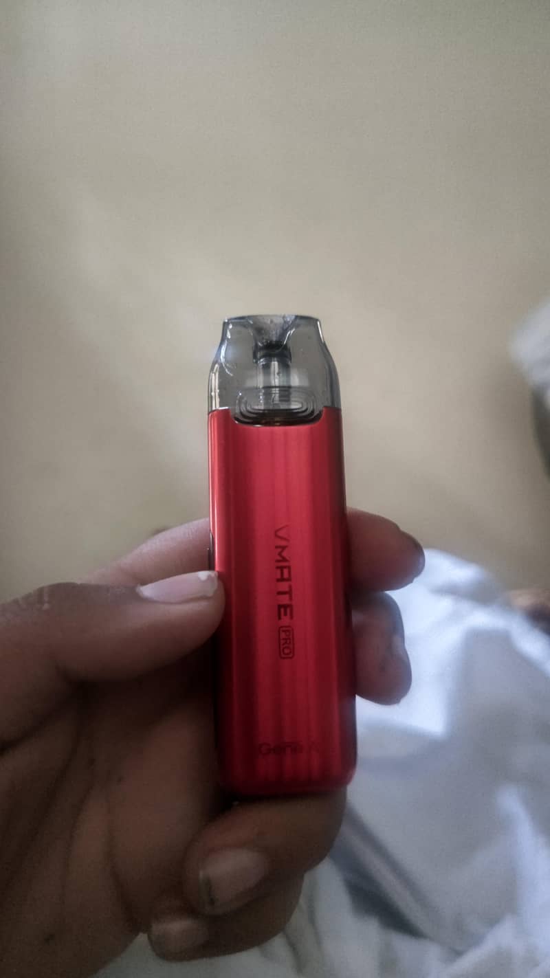 vapoo v mate pro display with two coils. 0