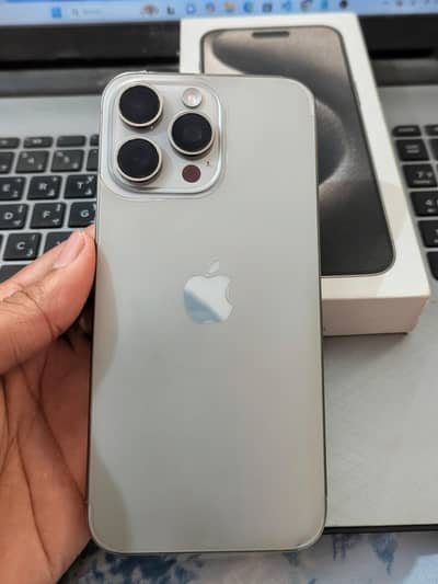 Apple iPhone 15 Pro Max – 256GB (Natural Titanium)