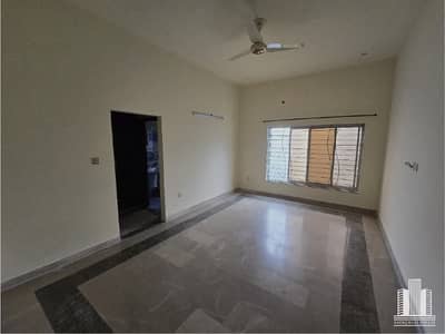 2 Marla Upper portion for rent