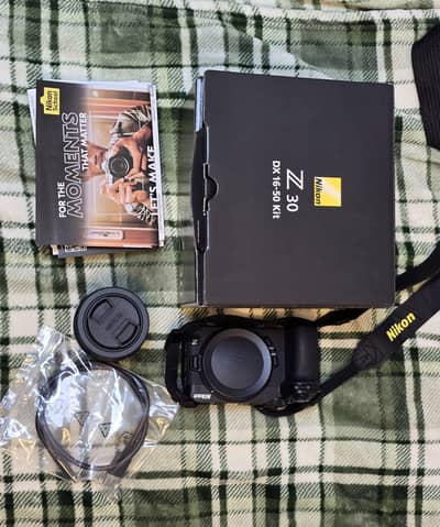 Nikon Z30 Mirrorless Camera Black With 16-50mm Lens