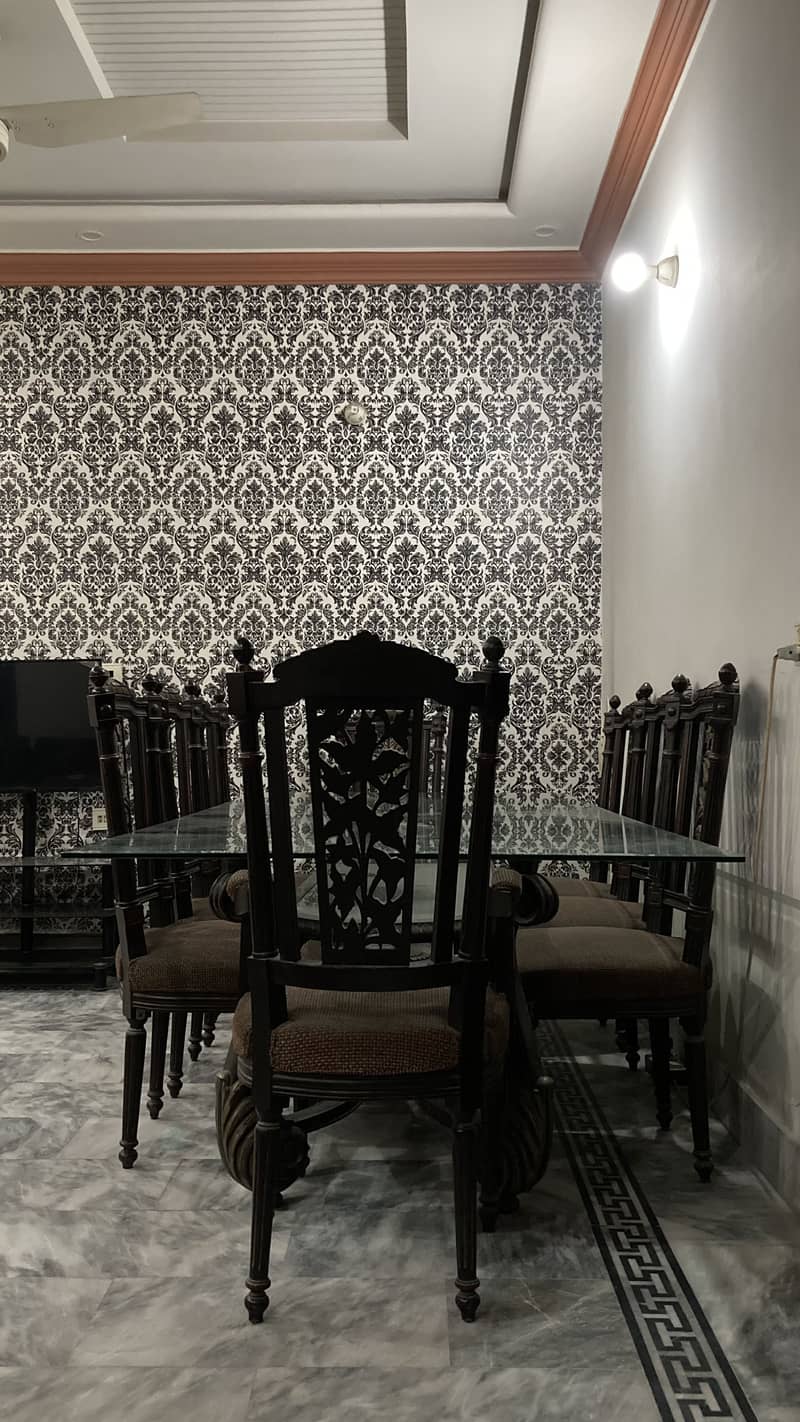 CHINIOTI BED AND DINING TABLE 1