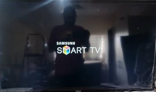 SAMSUNG FULL HD 40" TV FOR SALE
