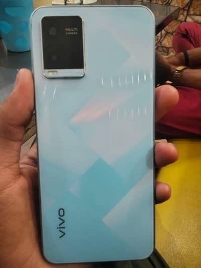 vivo y21A with box and charge