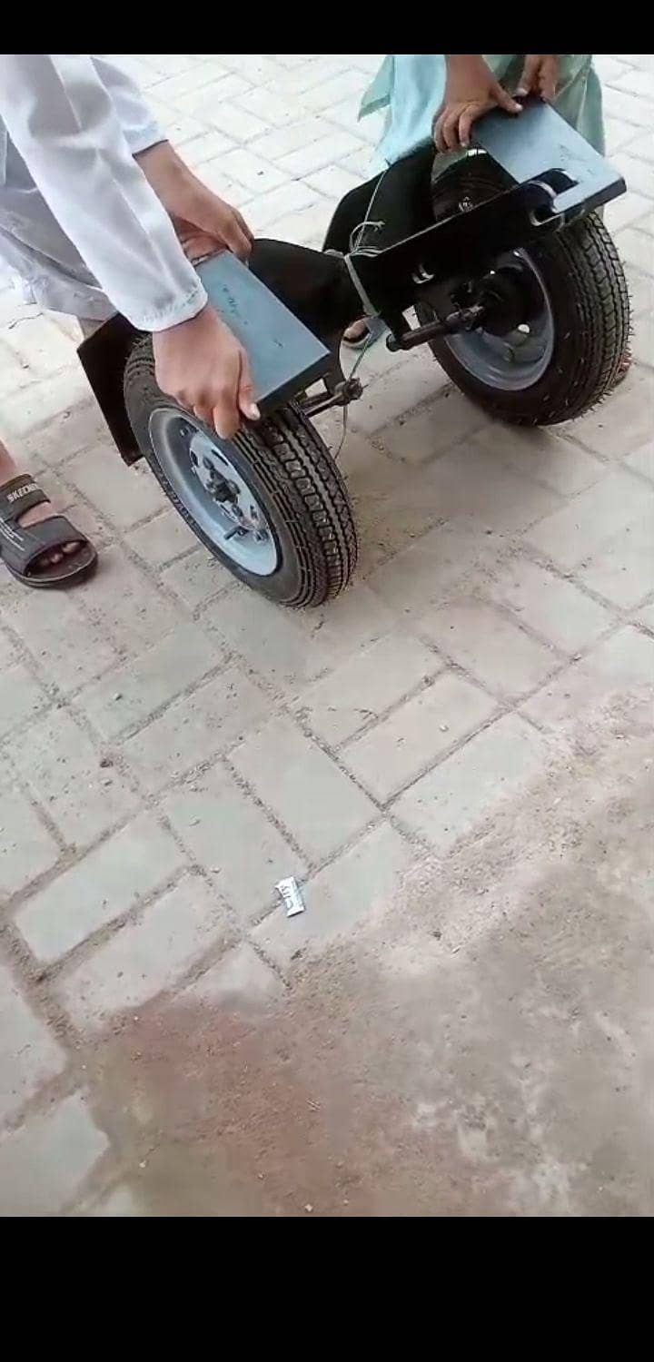 Side Support Wheel 1