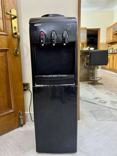 Orient DC water dispenser with Refrigerator | Pearl Black Colour