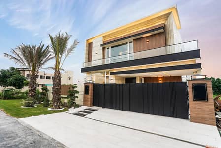 Luxury Living 10 Marla Beautiful House for Sale in DHA Phase 5 Lahore