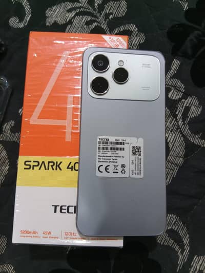 Tecno spark 40