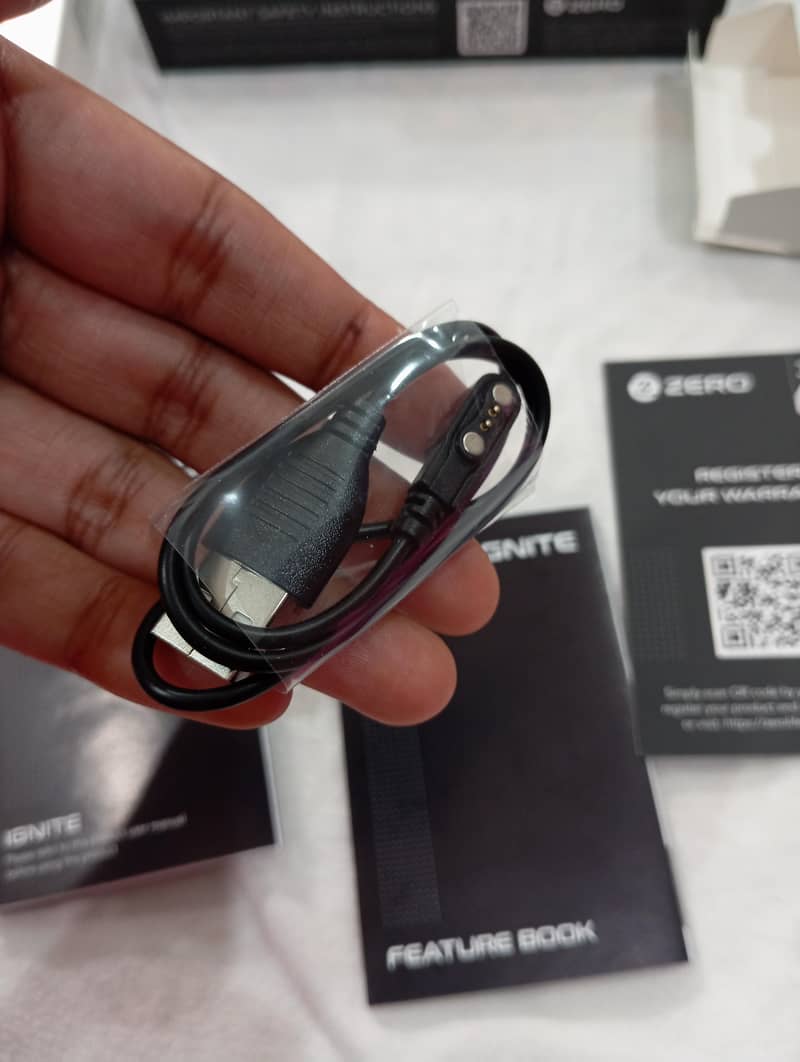 Ignite Smartwatch by Zero 6