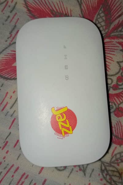 Jazz 4G WiFi Device (Portable MiFi) 2300mAh Battery- Good condition